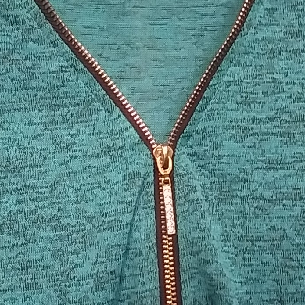 BLOUSE - Picture 2 of 4